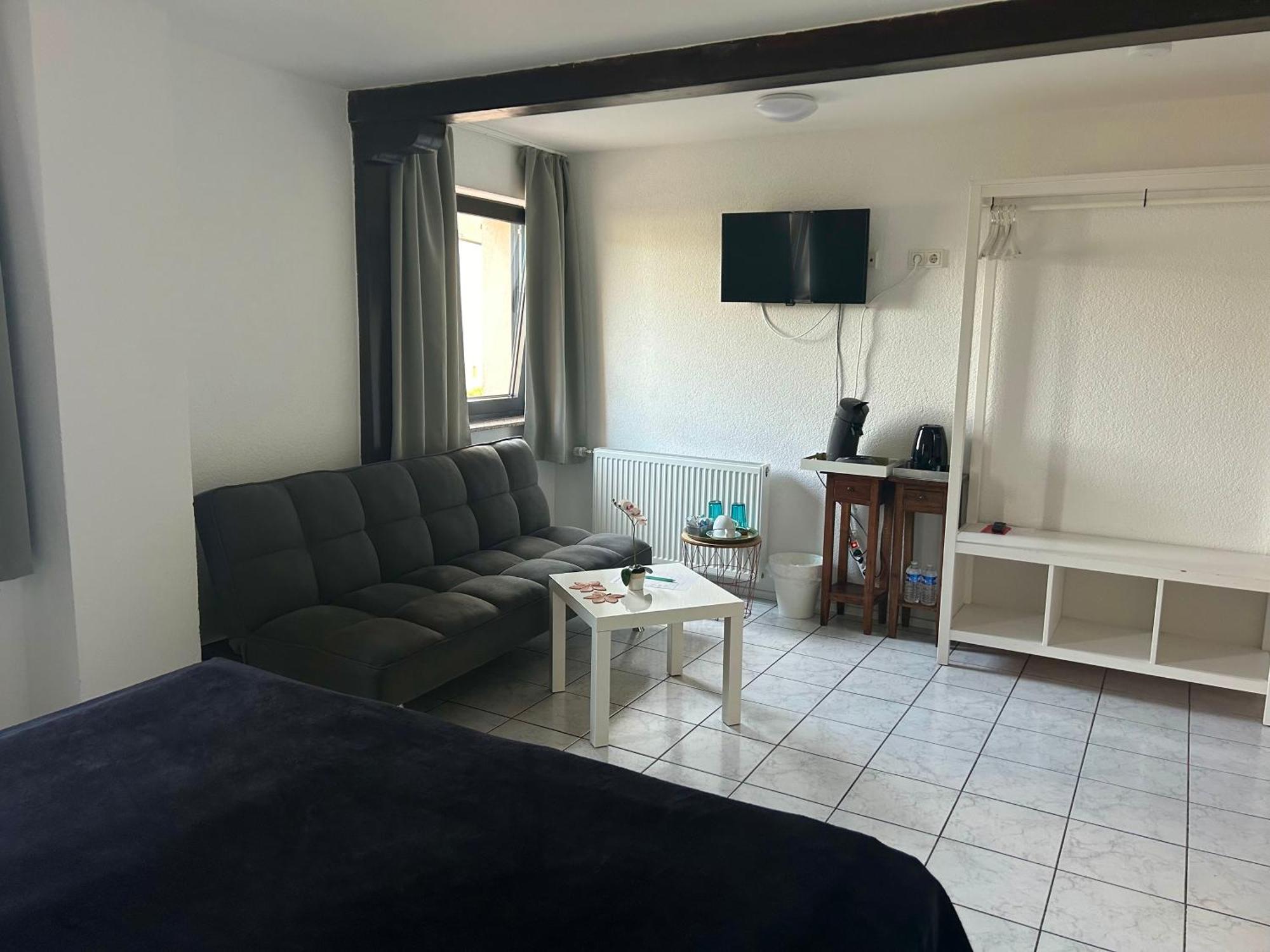 Mikroapartments Klarenthal ساربروكن المظهر الخارجي الصورة